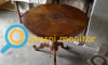 Antikni okrugli stol sa intarzijama (3)